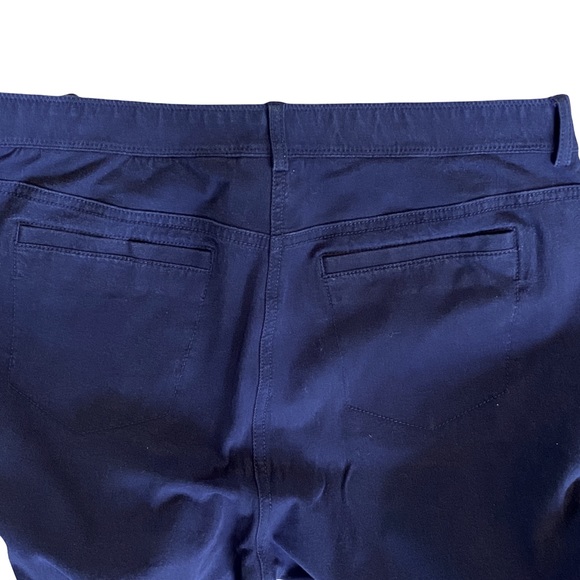 CHICO’S So Slimming Dark Blue Jeans Pants Size 12 - Picture 3 of 5